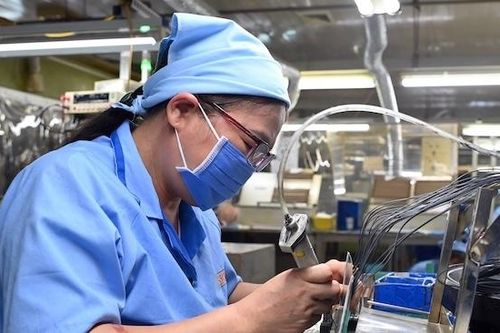 Doanh nghiệp nước ngoài hiến kế phát triển nhân lực ngành bán dẫn