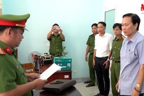 Thông tin mới nhất, bắt tạm giam, Phó Chủ tịch UBND TP. Long Xuyên