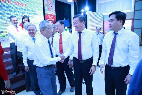 Thành phố Biên Hòa họp mặt Kỷ niệm 49 năm Ngày giải phóng miền Nam, thống nhất đất nước