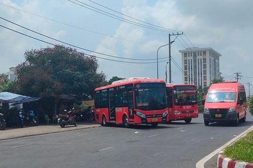 Bảo đảm trật tự, an toàn giao thông phục vụ nhu cầu đi lại của Nhân dân dịp Lễ 30/4-1/5
