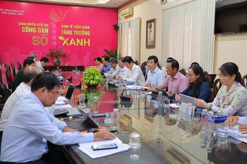 Nỗ lực hoàn thành các chỉ tiêu chuyển đổi số năm 2024