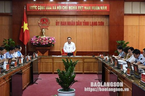 UBND tỉnh họp chuyên đề về giải phóng mặt bằng
