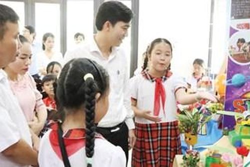 Đồng bộ nâng cao chất lượng dạy và học
