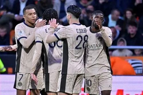 Paris Saint Germain củng cố vững chắc ngôi đầu Ligue 1