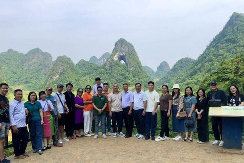 Hoạt động khảo sát kết nối cho mạng lưới đối tác hai công viên địa chất