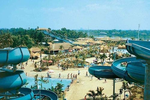 Bài 3: Công viên nước hoành tráng trở thành bãi đất trống