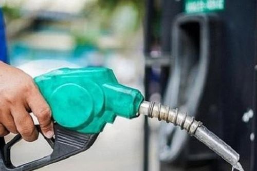 Loạt doanh nghiệp xăng dầu bị ngân hàng rao bán tài sản để xử lý nợ