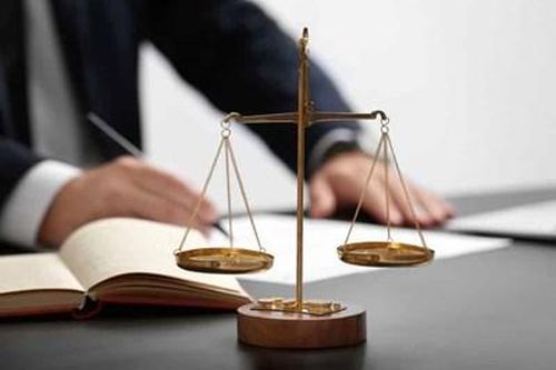 Pháp luật và cuộc sống: Trách nhiệm người làm chứng