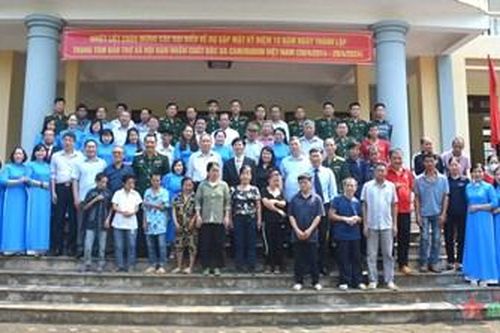 Trung tâm Bảo trợ xã hội nạn nhân chất độc da cam/dioxin Việt Nam kỷ niệm 10 năm thành lập