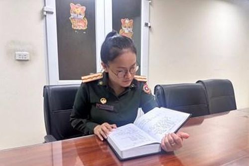 Cảm xúc của một du học sinh Lào tại Việt Nam trước khi về nước