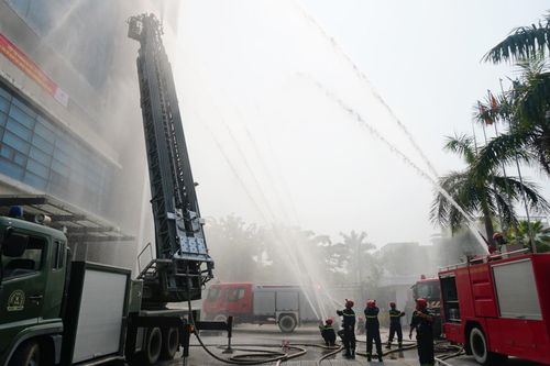 Thực tập chữa cháy tại Trụ sở quản lý vận hành các Nhà máy thủy điện