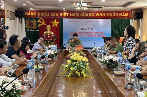 Bế mạc trại sáng tác 'Vì an ninh Tổ quốc và bình yên cuộc sống' lần thứ 5