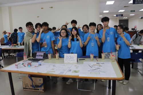 Sinh viên quốc tế 'hiến kế' xử lý bụi mịn ở làng sản xuất đá mỹ nghệ Non Nước