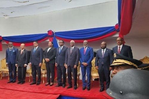Khủng hoảng Haiti: Thủ tướng Henry 'hạ cánh', Hội đồng chuyển tiếp tuyên thệ, kỷ nguyên chính trị mới có đưa quốc gia Caribbean 'đạp gió rẽ sóng'?