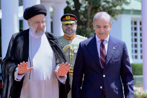 Iran-Pakistan: Tình thân láng giềng