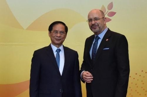 Các Đại sứ nước ngoài tại Việt Nam: Hiệp định Geneva gợi nhắc về tầm quan trọng của hòa bình