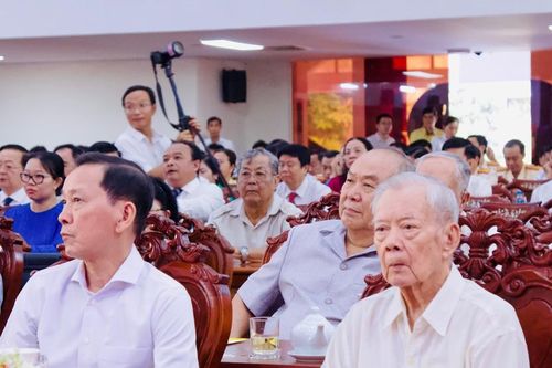 Cần Thơ họp mặt kỷ niệm 49 năm ngày giải phóng miền Nam thống nhất đất nước
