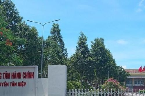 Khởi tố một phó chủ tịch huyện ở Kiên Giang vì thiếu trách nhiệm