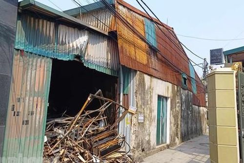 Nghi có người tử vong trong vụ cháy nhà xưởng ở Thanh Trì