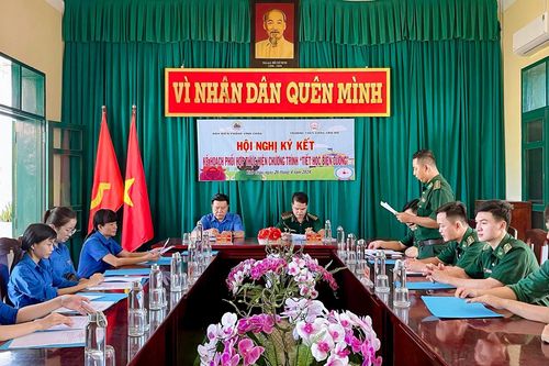 Ký kết kế hoạch phối hợp thực hiện Chương trình 'Tiết học biên cương'