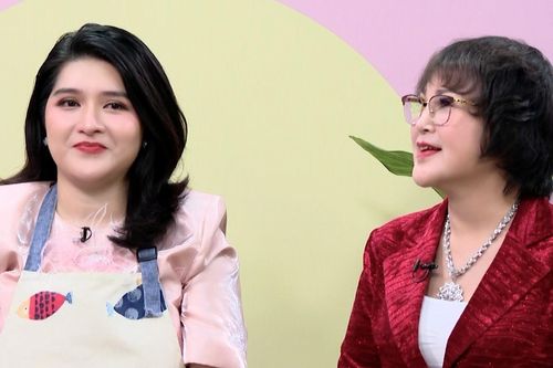 Nàng dâu 10 năm mới sinh con, mẹ chồng hào phóng tặng siêu xe, nhà lầu, sổ đỏ