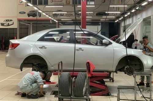 Bảy bộ phận trên ô tô cần được 'soi' trước mỗi chuyến đi dài ngày