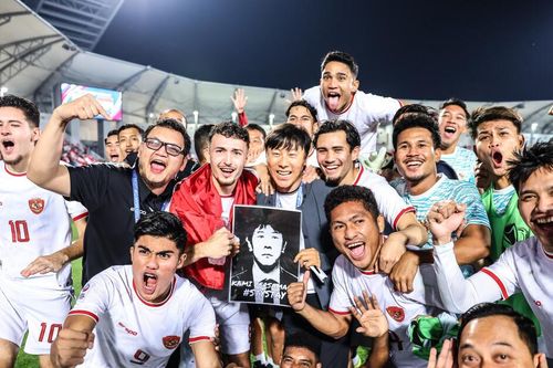 U23 Indonesia vào bán kết U23 châu Á: Kỳ tích của HLV Shin Tae Yong