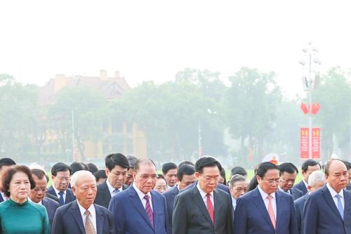 Điểm tin ngày 26/4