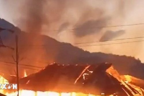 Lai Châu: Chập điện gây hỏa hoạn thiêu rụi toàn bộ một ngôi nhà sàn