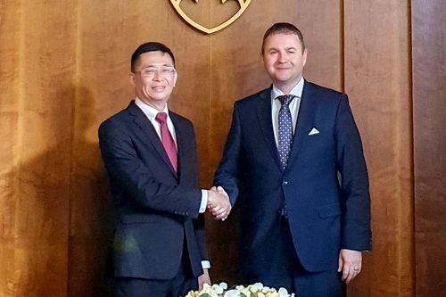 Việt Nam và Slovakia thúc đẩy các hoạt động trao đổi đoàn trong thời gian tới