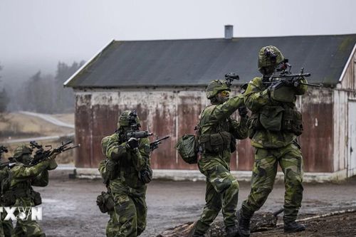 Thụy Điển điều 400-500 quân tới Latvia để tham gia sứ mệnh của NATO