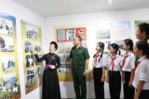 200 hình ảnh tư liệu 'Từ ATK Thái Nguyên đến chiến thắng Điện Biên Phủ'