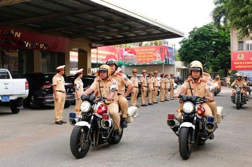 Đồng Nai: Ra quân đảm bảo trật tự an toàn giao thông dịp nghỉ lễ