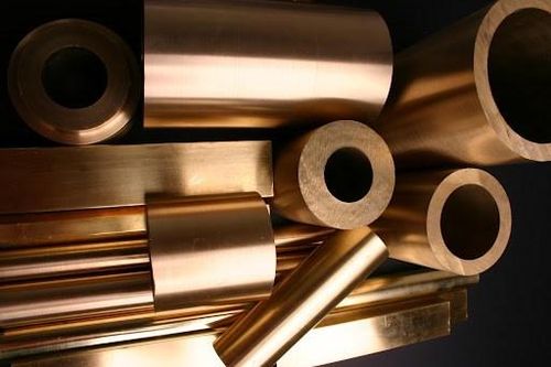 Giá đồng vượt mức 10.000 USD lần đầu tiên trong 2 năm