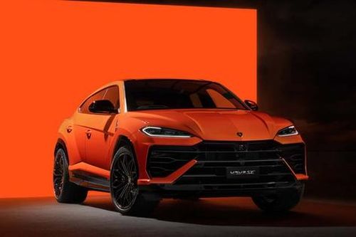 Lamborghini ra mắt siêu SUV hybrid đầu tiên