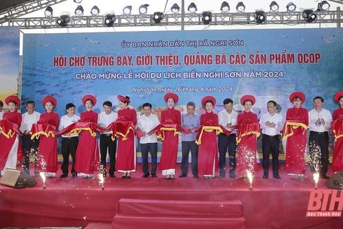 Khai mạc Hội chợ trưng bày, quảng bá, giới thiệu sản phẩm OCOP tại Lễ hội du lịch biển Nghi Sơn năm 2024