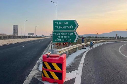 Gấp rút khai thác 10 trạm dừng nghỉ tạm trên cao tốc Bắc - Nam trước dịp nghỉ lễ