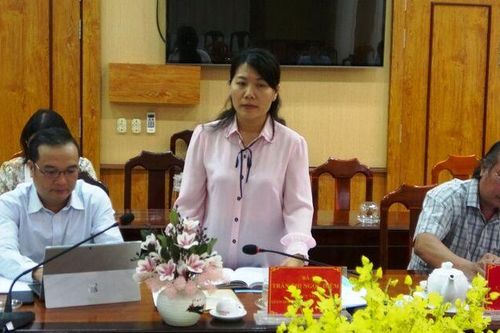 Sở Giáo dục và Đào tạo An Giang làm việc với huyện Tri Tôn