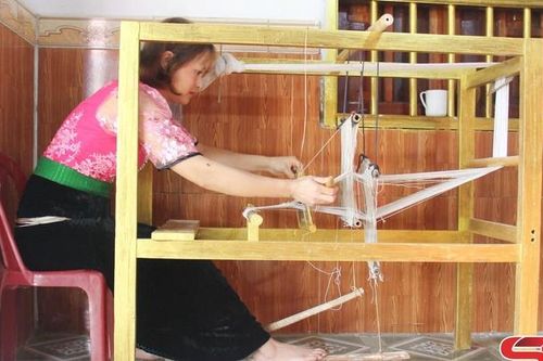 Giữ gìn, phát huy giá trị văn hóa truyền thống của dân tộc