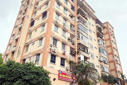Hà Nội: Nỗi lo sợ vẫn tiếp diễn trong các khu tái định cư xuống cấp
