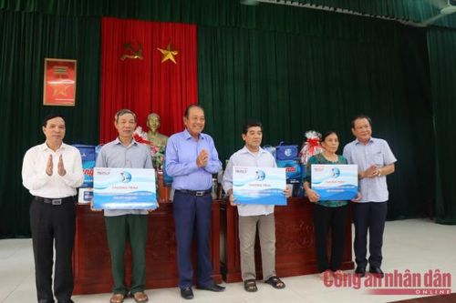 Dốc sức gỡ 'thẻ vàng' cho hải sản Việt