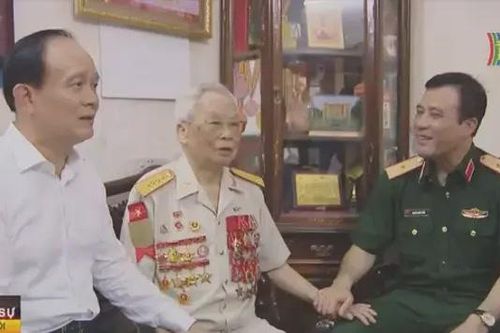 Hà Nội tri ân các liệt sĩ, chiến sĩ Điện Biên