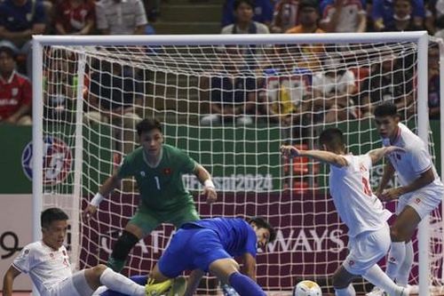 Tuyển futsal Việt Nam quyết thắng Kyrgyzstan
