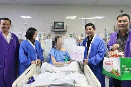 2 bệnh viện đầu ngành 'bắt tay' cứu sản phụ 2 lần ngừng tuần hoàn do chửa ngoài tử cung