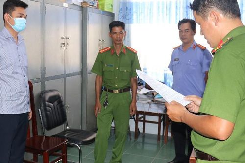 Giám đốc công ty lừa đảo gần 1.000 lượng vàng ở Vĩnh Long