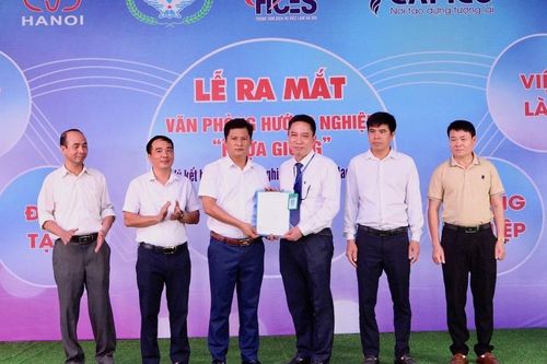 Ra mắt Văn phòng hướng nghiệp 'Ngựa Gióng' tại huyện Sóc Sơn