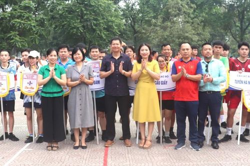 42 câu lạc bộ tham gia 'Giải cầu chinh mở rộng - Quận Hai Bà Trưng'