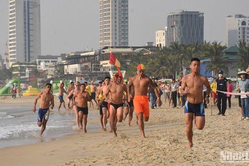 12 đội trong nước và quốc tế tham gia Hội thi cứu hộ biển quốc tế Đà Nẵng 2024