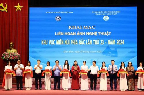 Liên hoan ảnh nghệ thuật khu vực miền núi phía bắc tại Điện Biên