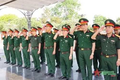 Sư đoàn 968 (Quân khu 4): Tri ân các anh hùng liệt sĩ tại Nghĩa trang Liệt sĩ Quốc gia Đường 9